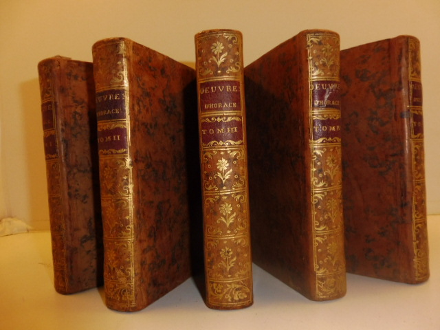 Traduction des oeuvres d'Horace en vers francois avec des extraits des Auteurs qui ont travaillé fur cette matiere et des notes pour l'eclaircissement du texte. Tome premiere (-cinquieme)